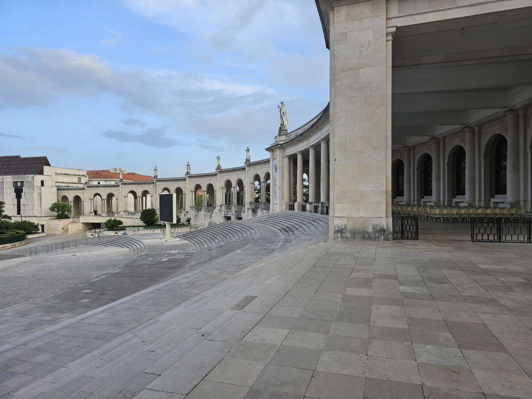 Sai 9 in Fatima at 16.28.09 (3)